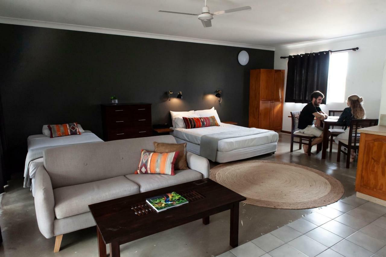 โมเทล นอแมด Aparthotel แคนส์ ภายนอก รูปภาพ